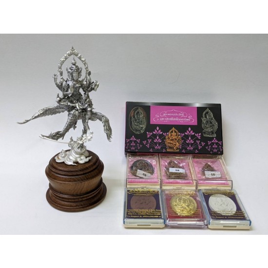 ชุด 7 องค์ (กล่องชมพู Inter + พระบูชาชุบเงินรมดำ+อื่นๆ) มูลค่า 13,800 บาท